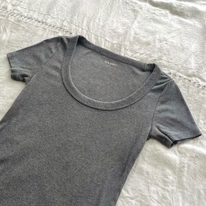Heather gray ribbed scoop neck top